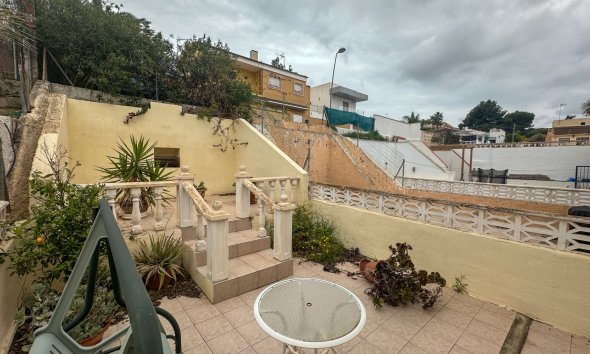 Gensalg - Rækkehus -
Torrevieja - Los Balcones
