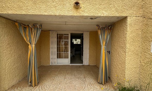 Gensalg - Rækkehus -
Torrevieja - Los Balcones