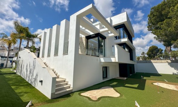Gensalg - Villa -
Orihuela Costa - Villamartín