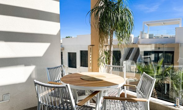 Gensalg - Rækkehus -
Orihuela Costa - Villamartín