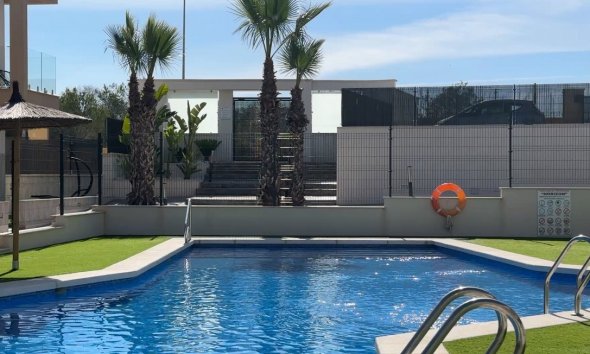 Gensalg - Rækkehus -
Orihuela Costa - Villamartín