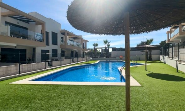 Gensalg - Rækkehus -
Orihuela Costa - Villamartín