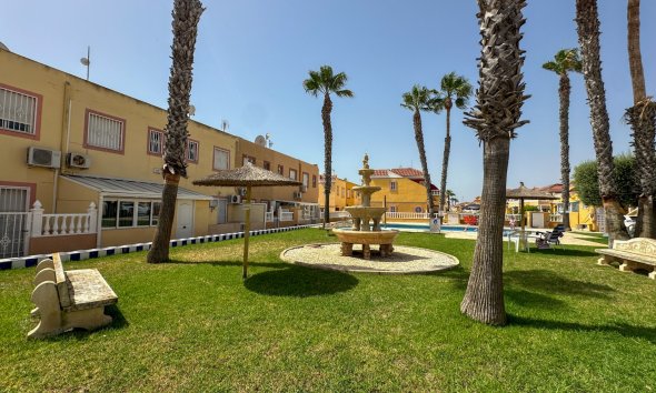 Gensalg - Rækkehus -
Orihuela Costa - La Regia