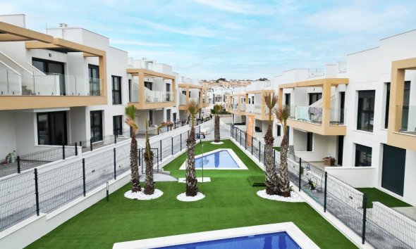 Gensalg - Rækkehus -
Orihuela Costa - Costa Blanca