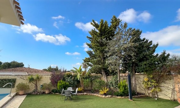 Gensalg - Villa -
Campoamor - Dehesa de campoamor
