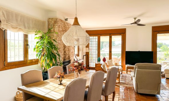 Gensalg - Villa -
Campoamor - Dehesa de campoamor