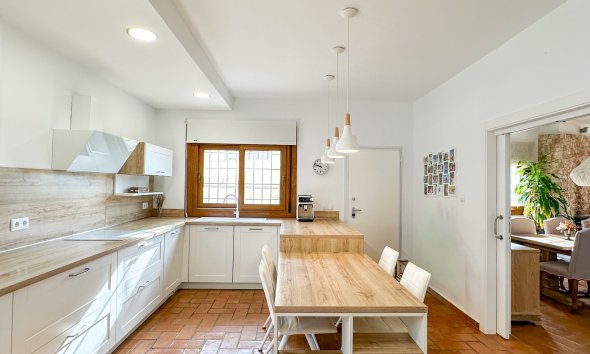 Gensalg - Villa -
Campoamor - Dehesa de campoamor