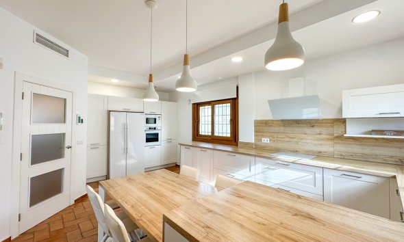 Gensalg - Villa -
Campoamor - Dehesa de campoamor