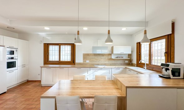 Gensalg - Villa -
Campoamor - Dehesa de campoamor