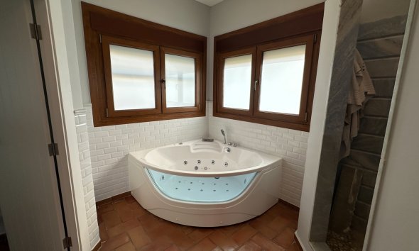 Gensalg - Villa -
Campoamor - Dehesa de campoamor