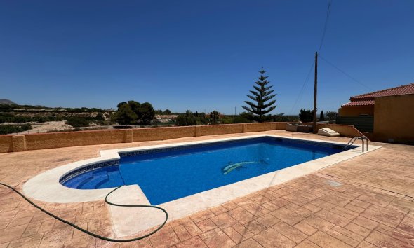 Gensalg - Country House -
Albatera - Albatera - Country