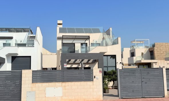 Gensalg - Villa -
Ciudad Quesada - Pueblo Bravo