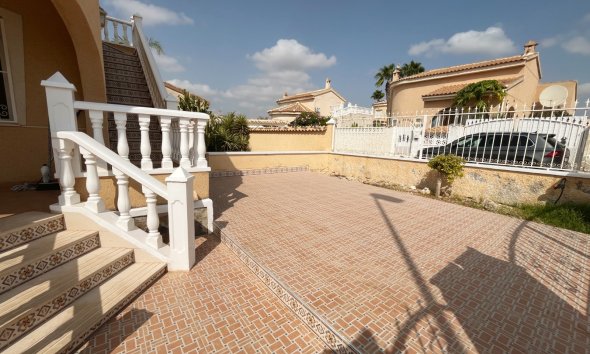 Reventa - Villa -
Ciudad Quesada - Airstrip