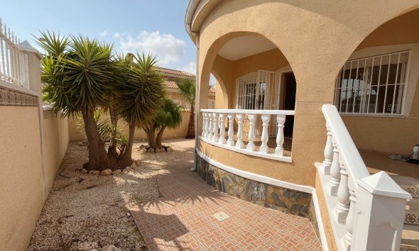 Reventa - Villa -
Ciudad Quesada - Airstrip