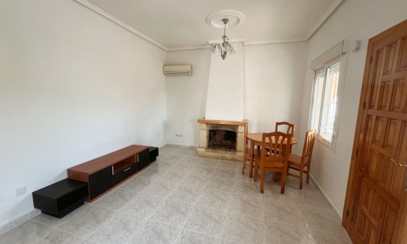 Reventa - Villa -
Ciudad Quesada - Airstrip
