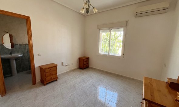 Reventa - Villa -
Ciudad Quesada - Airstrip