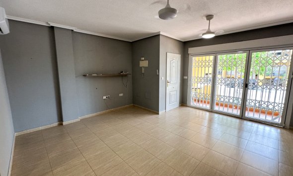 Gensalg - Rækkehus -
Daya Nueva - Costa Blanca Sur