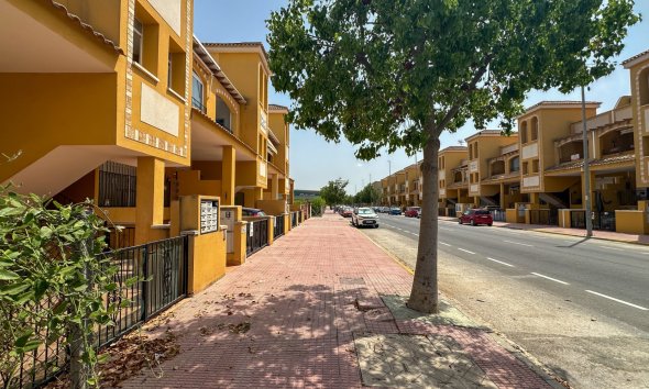 Gensalg - Rækkehus -
Daya Nueva - Costa Blanca Sur