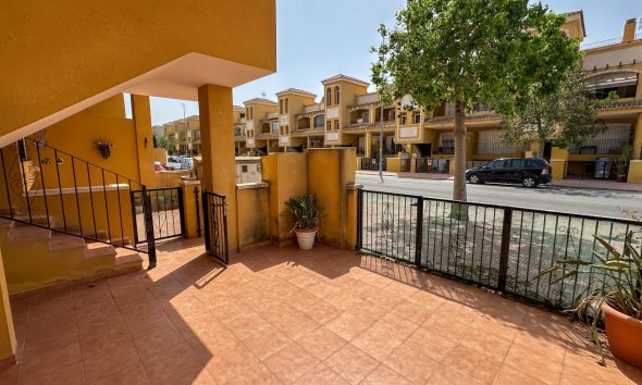 Gensalg - Rækkehus -
Daya Nueva - Costa Blanca Sur