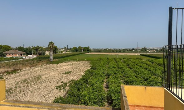 Gensalg - Rækkehus -
Daya Nueva - Costa Blanca Sur
