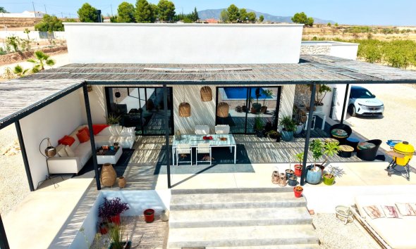 Resale - Villa -
Pinoso