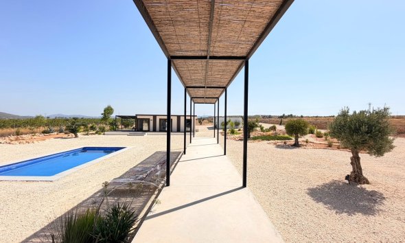 Resale - Villa -
Pinoso