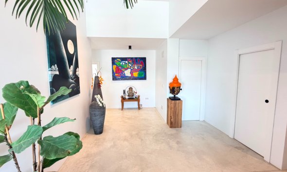 Resale - Villa -
Pinoso