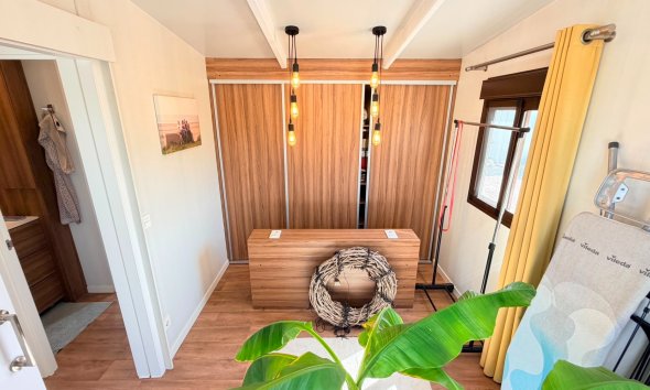 Resale - Villa -
Pinoso
