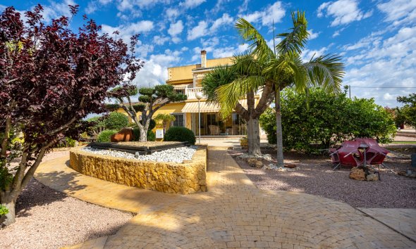 Reventa - Villa -
Elche - La Hoya