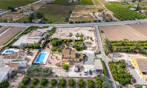 Reventa - Villa -
Elche - La Hoya