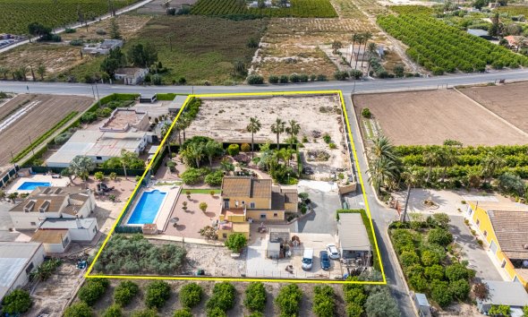 Reventa - Villa -
Elche - La Hoya