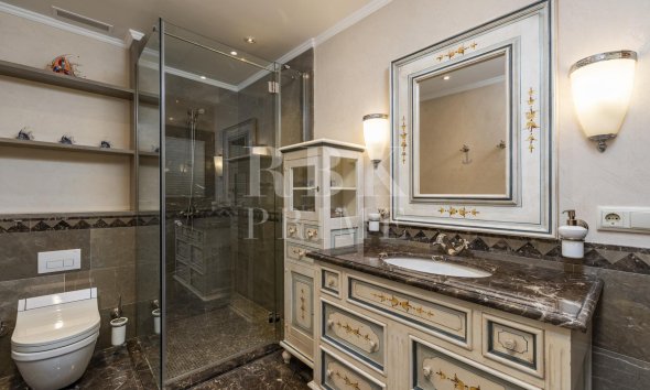 Reventa - Villa -
Calvià - Peguera