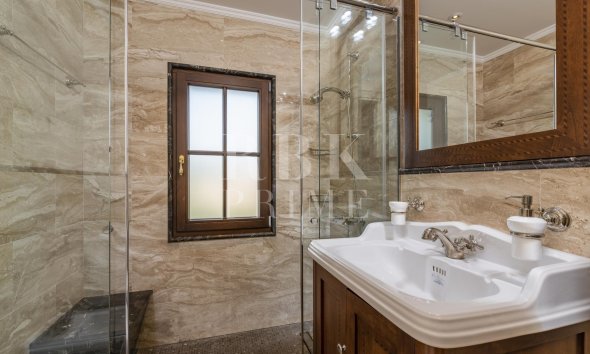 Reventa - Villa -
Calvià - Peguera