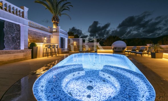 Reventa - Villa -
Calvià - Peguera