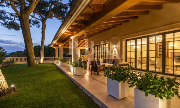Reventa - Villa -
Calvià - Peguera