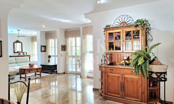 Reventa - Villa -
Calvià - Peguera