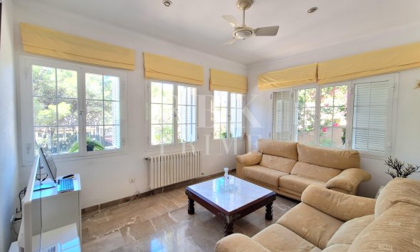 Reventa - Villa -
Calvià - Peguera