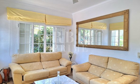 Reventa - Villa -
Calvià - Peguera