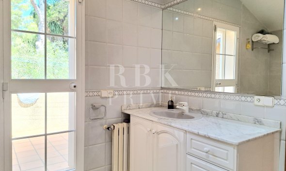 Reventa - Villa -
Calvià - Peguera