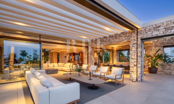 Gensalg - Villa -
Malaga - Nueva Andalucía