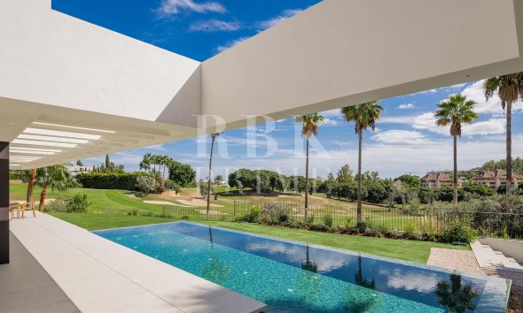 Gensalg - Villa -
Malaga - Nueva Andalucía