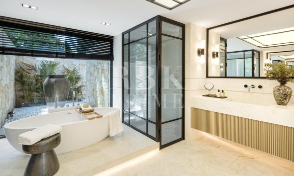 Gensalg - Villa -
Malaga - Nueva Andalucía