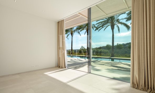 Reventa - Villa -
Malaga - Casares