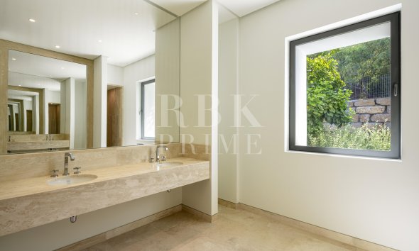 Reventa - Villa -
Malaga - Casares