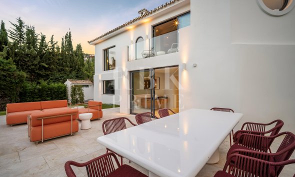 Gensalg - Villa -
Malaga - Nueva Andalucía