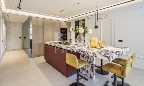 Reventa - apartment -
Marbella