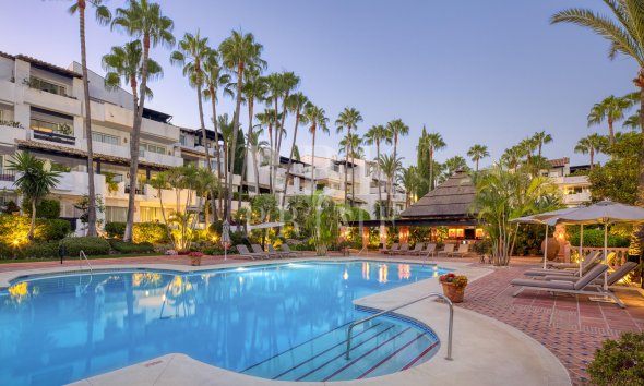 Reventa - apartment -
Marbella
