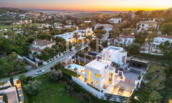 Gensalg - Villa -
Malaga - Nueva Andalucía