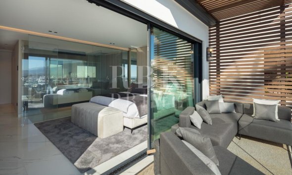 Reventa - apartment -
Malaga - Nueva Andalucía