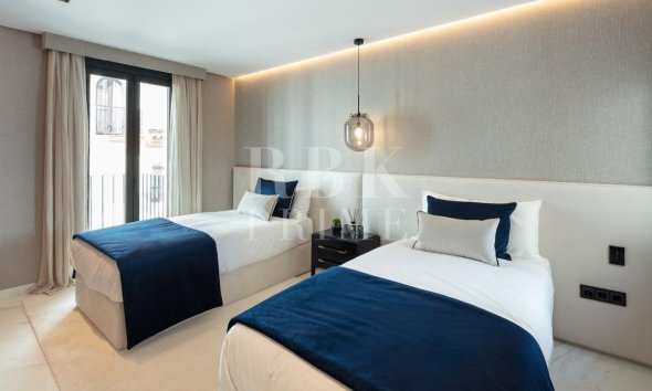 Reventa - apartment -
Malaga - Nueva Andalucía